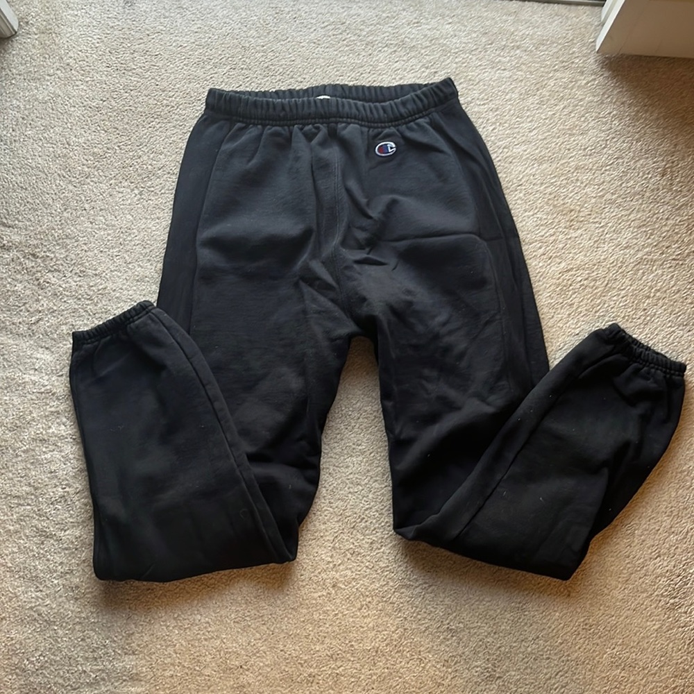Champion Reverse Weave Sweatpants. Size M